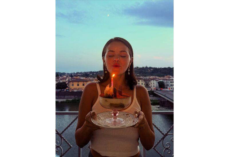 Селена Гомес отметила 34-летие с мужем в Тоскане