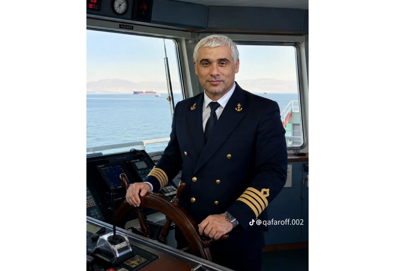 Vurulan gəmi kapitanının övladları ilə görüntüsü kövrəltdi