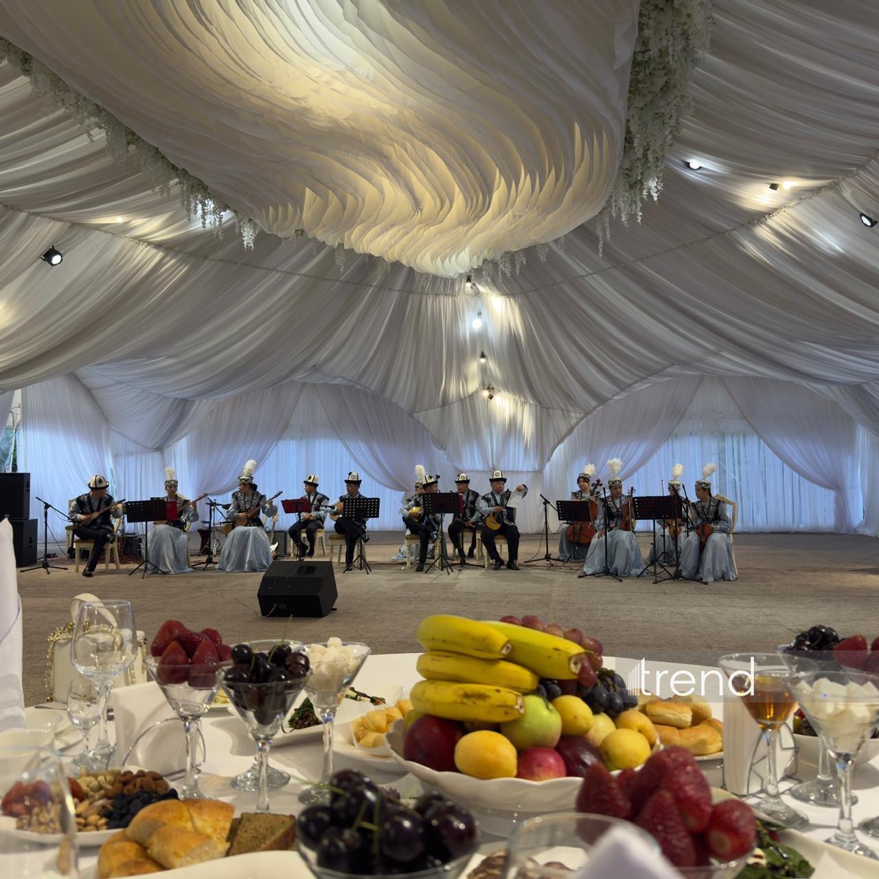 Ölkələri birləşdirən musiqi: Qırğızıstanda Azərbaycan media nümayəndələri üçün konsert keçirilib