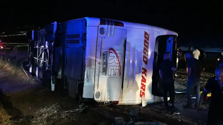40 человек пострадали в ДТП с автобусом в Турции