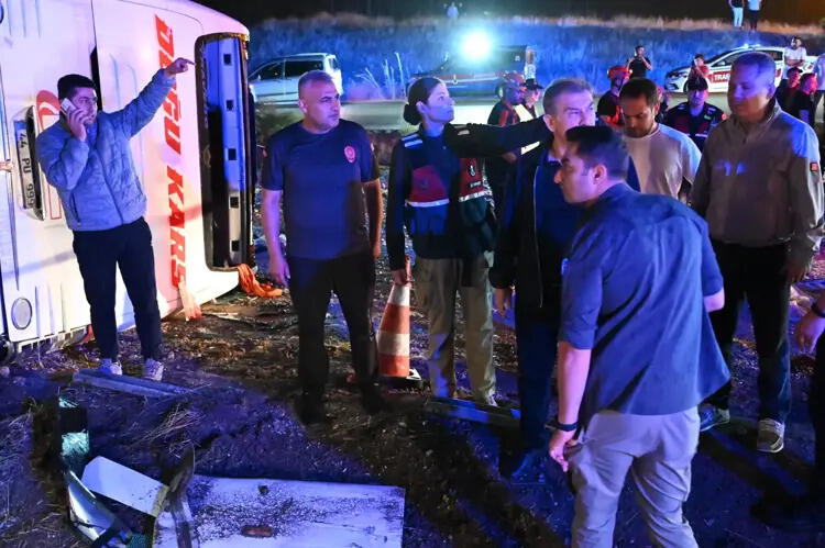 40 человек пострадали в ДТП с автобусом в Турции