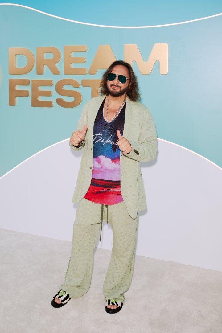 Калейдоскоп ярких эмоций и образов – второй день красной дорожки Dream Fest 2026 в Баку