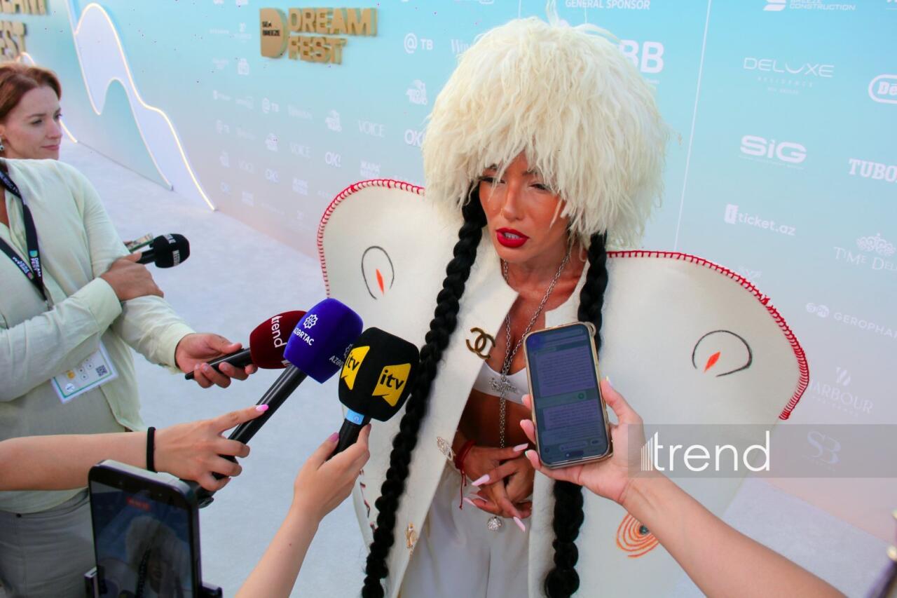 Калейдоскоп ярких эмоций и образов – второй день красной дорожки Dream Fest 2026 в Баку