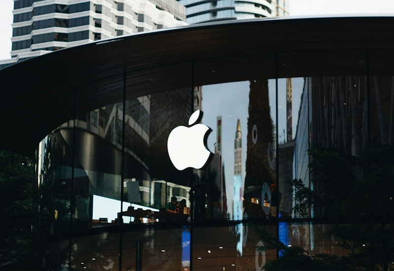 Apple покорила новую вершину на фондовом рынке