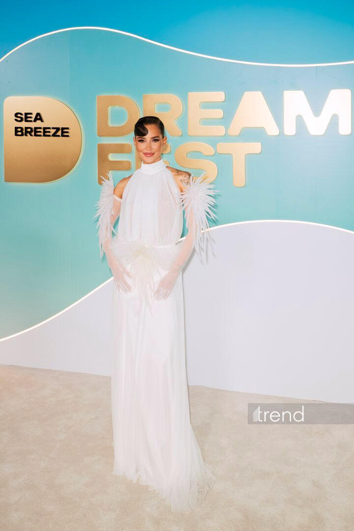 Самые яркие образы участников Dream Fest 2026 Baku на бирюзовой дорожке