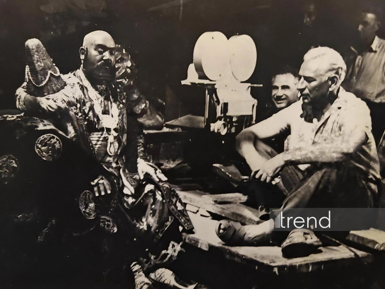 Хранитель памяти кино Пярвиз Гулиев – агентству Trend представлены эксклюзивные кадры из стеклянных негативов