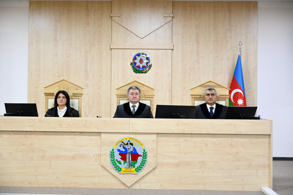 Ermənistan vətəndaşlarının şikayətləri üzrə apellyasiya məhkəməsində hakimlər kollegiyası müşavirəyə gedib
