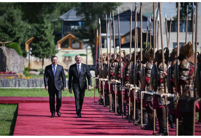 Состоялась церемония официальной встречи Президента Ильхама Алиева в городе Чолпон-Ата