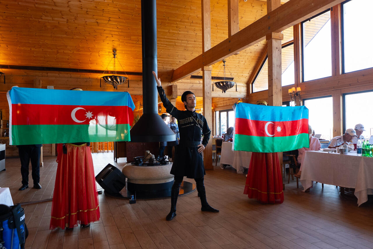 Azərbaycanda ilk dəfə yeniyetmələr arasında beynəlxalq qolf turniri təşkil olunub