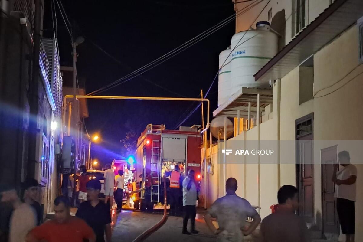 В мечети в Баку произошел пожар
