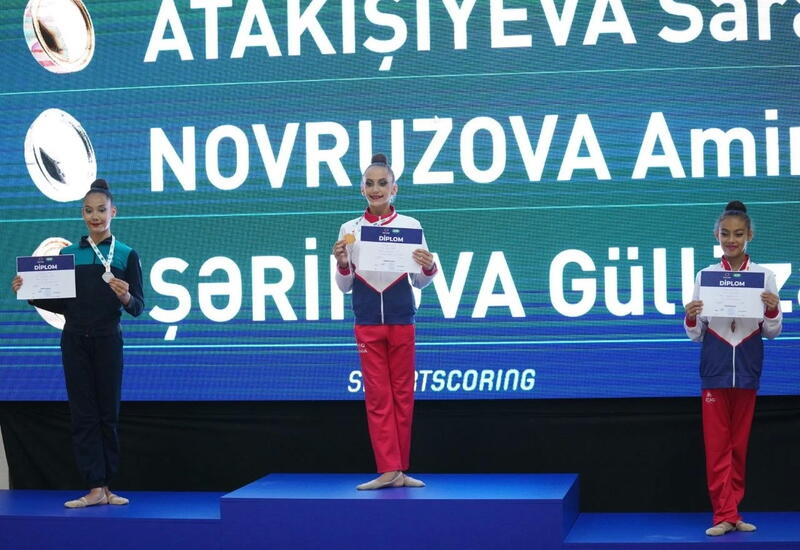 На чемпионате Азербайджана по художественной гимнастике прошла церемония награждения