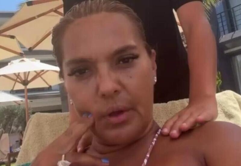 Demet Akalının makiyajsız halı