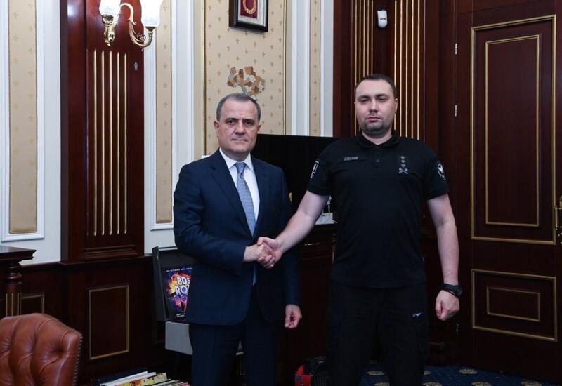 Ceyhun Bayramov Ukrayna Prezident Ofisinin rəhbəri ilə görüşüb