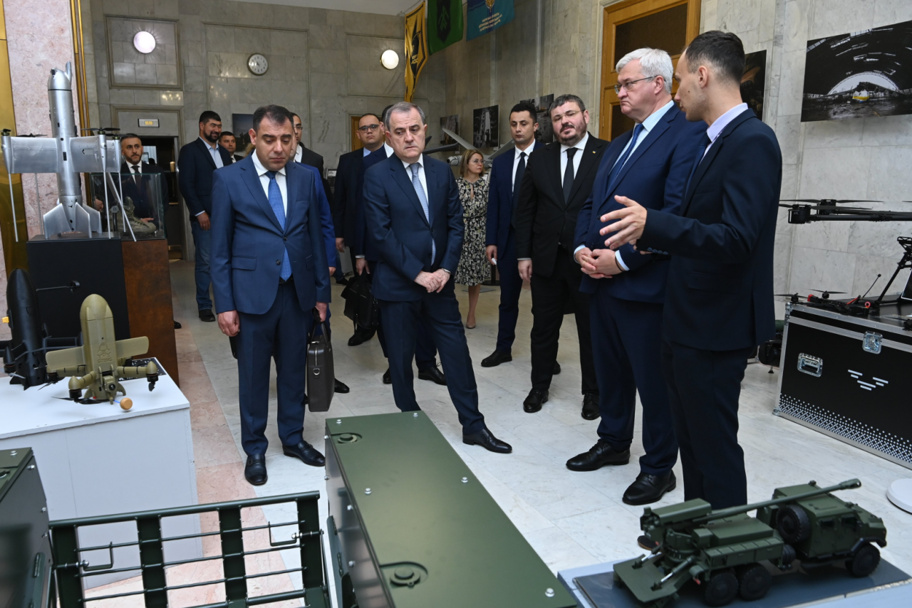 Azərbaycan və Ukrayna XİN başçıları ölkələrin strateji tərəfdaşlığını müzakirə ediblər