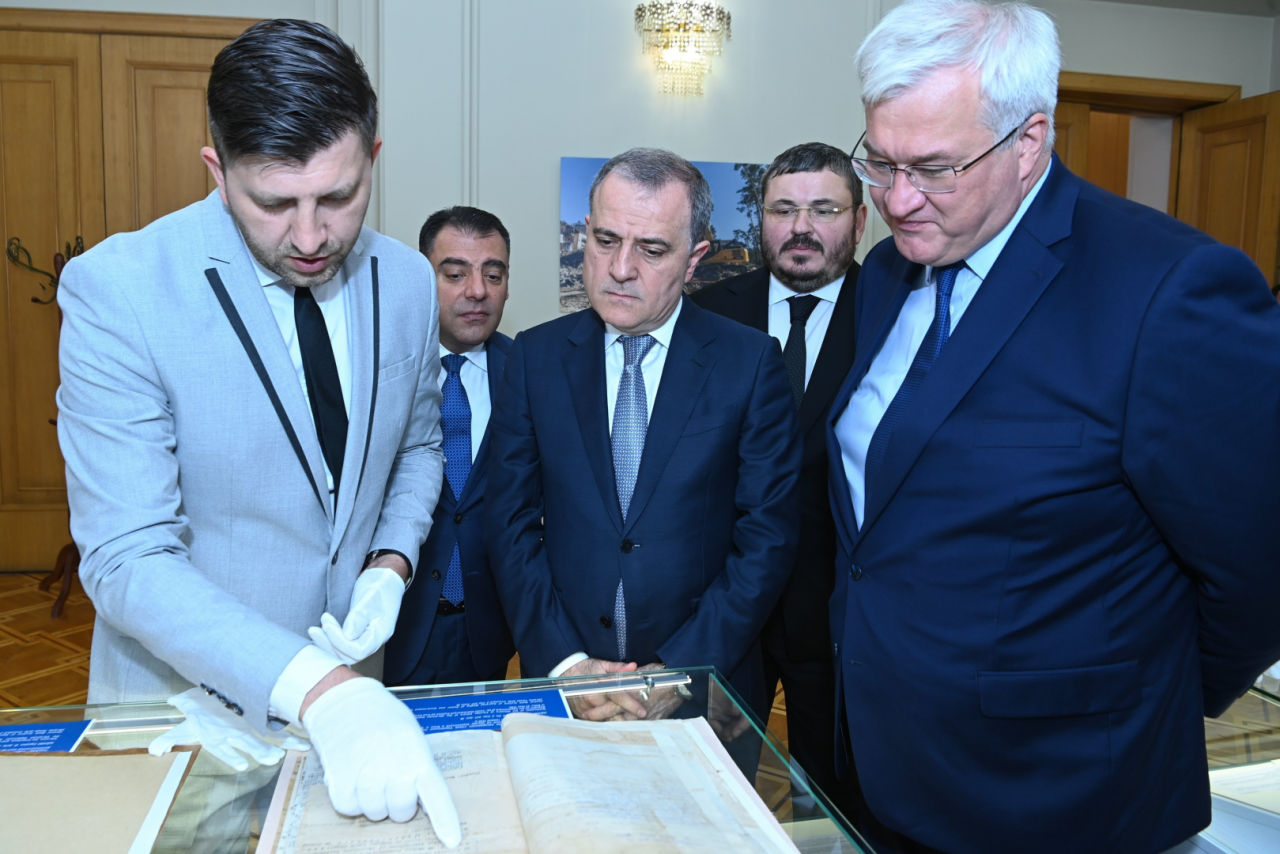 Azərbaycan və Ukrayna XİN başçıları ölkələrin strateji tərəfdaşlığını müzakirə ediblər