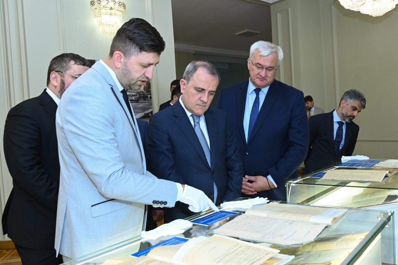 Azərbaycan və Ukrayna XİN başçıları ölkələrin strateji tərəfdaşlığını müzakirə ediblər