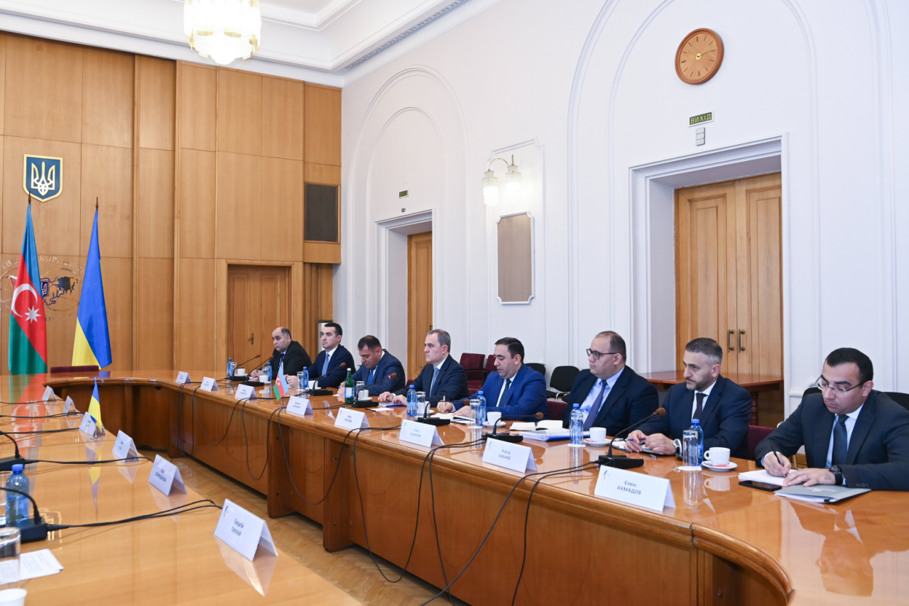 Azərbaycan və Ukrayna XİN başçıları ölkələrin strateji tərəfdaşlığını müzakirə ediblər