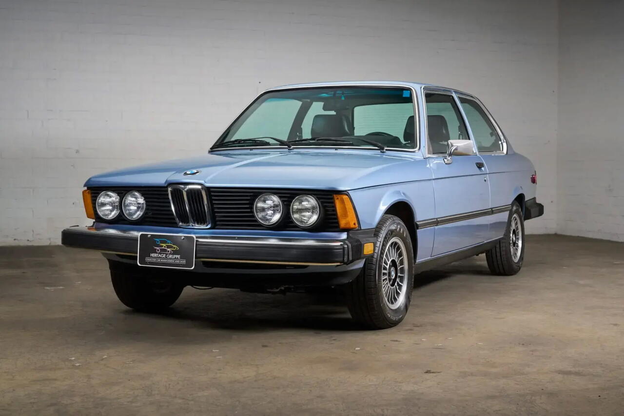 Раритетный BMW 1977 года выставили на аукцион