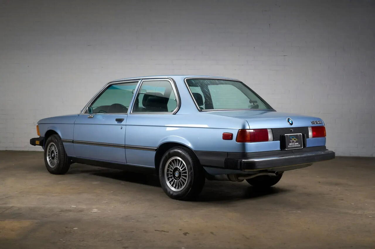 Раритетный BMW 1977 года выставили на аукцион