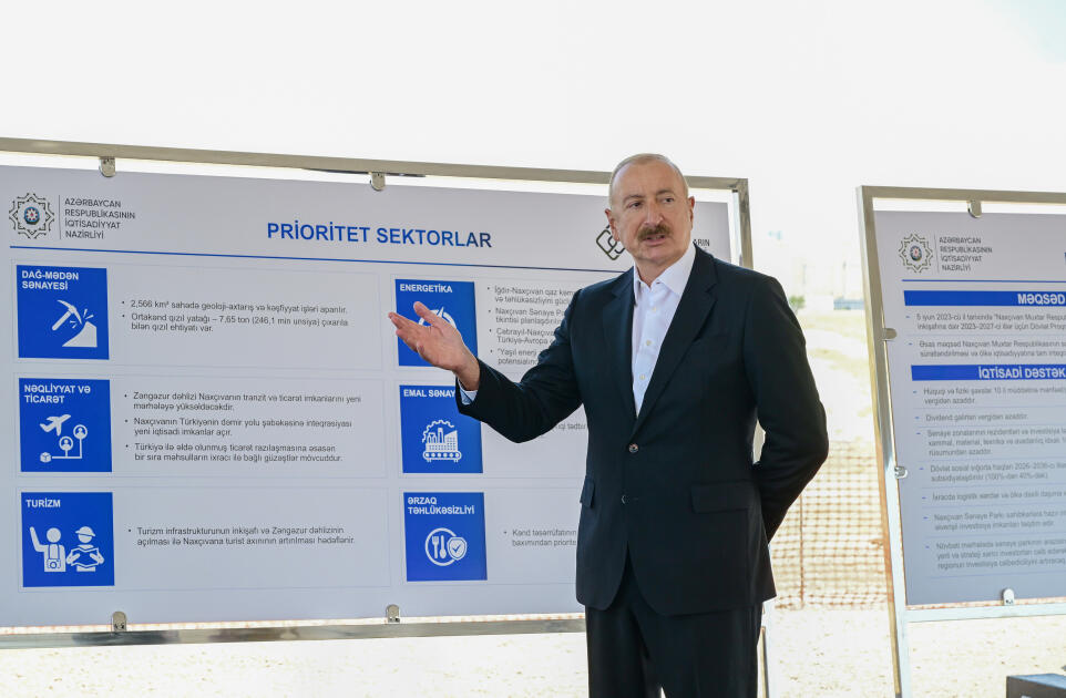 Prezident İlham Əliyev və Birinci xanım Mehriban Əliyeva Naxçıvan Sənaye Parkının təməlqoyma mərasimində iştirak ediblər