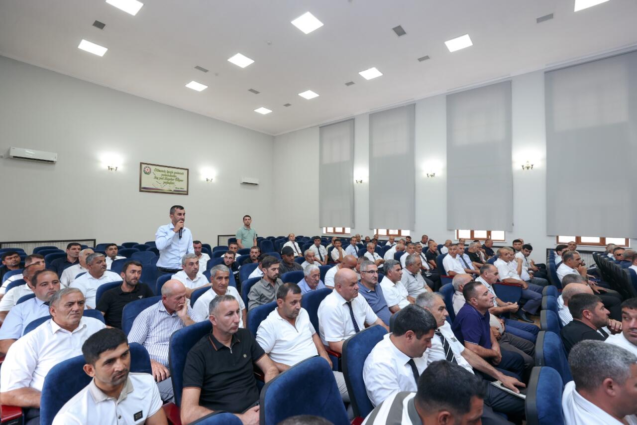 Sahibkarlarla növbəti görüş Kürdəmir rayonunda təşkil olunub