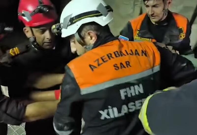 В Баку обрушился магазин,