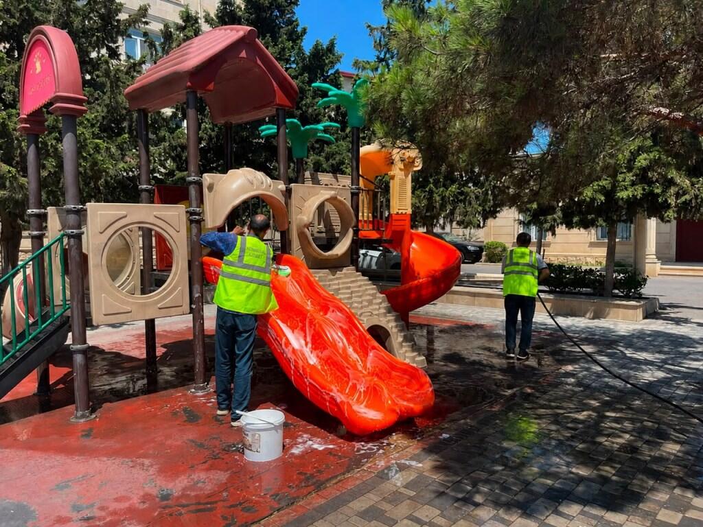 Bakı şəhəri bu gün bir daha yuyuldu
