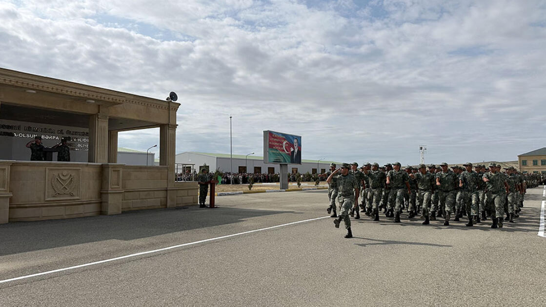 Azərbaycan Ordusunda andiçmə mərasimləri keçirilib