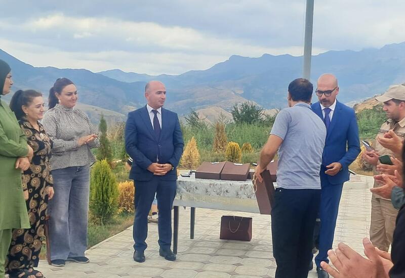 Köç karvanı Şuşanın Kiçik Qaladərəsi kəndinə çatıb