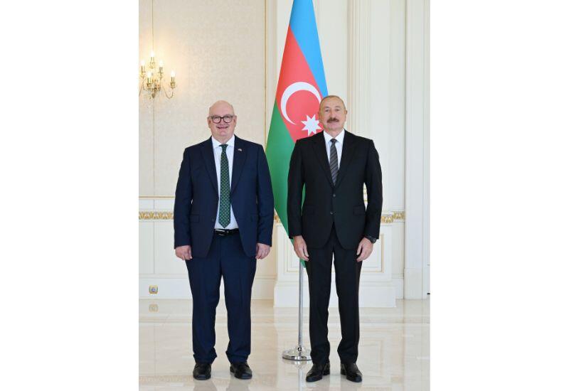 Prezident İlham Əliyev Azərbaycan və Britaniya şirkətləri arasında qarşılıqlı marağın yüksək olduğunu vurğulayıb