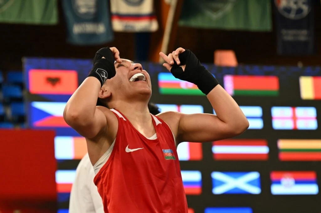 Азербайджанская боксерша вышла в полуфинал Евро