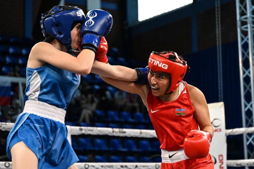 Азербайджанская боксерша вышла в полуфинал Евро