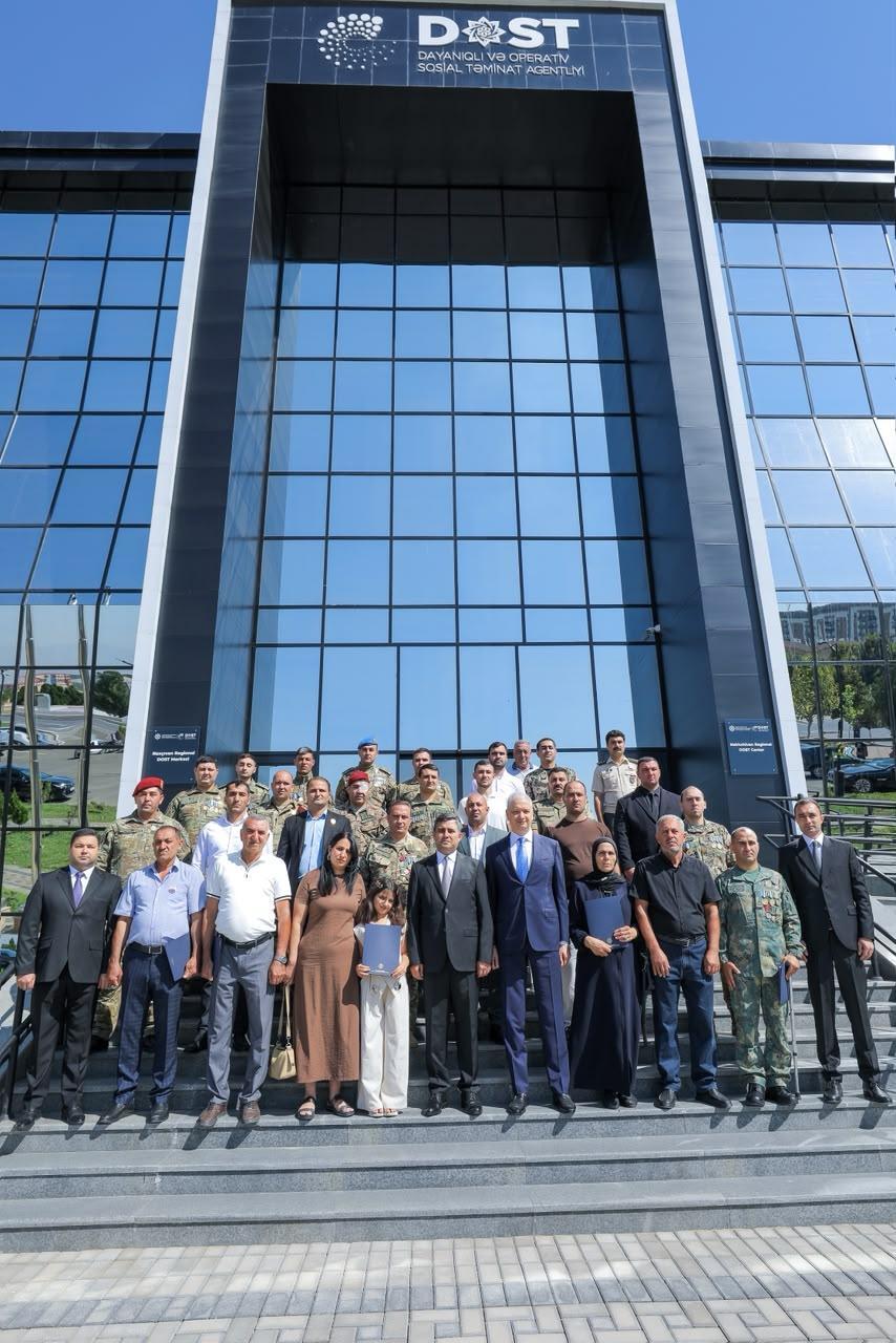 Naxçıvanda şəhid ailələri və müharibə əlillərinə 68 mənzil verilib