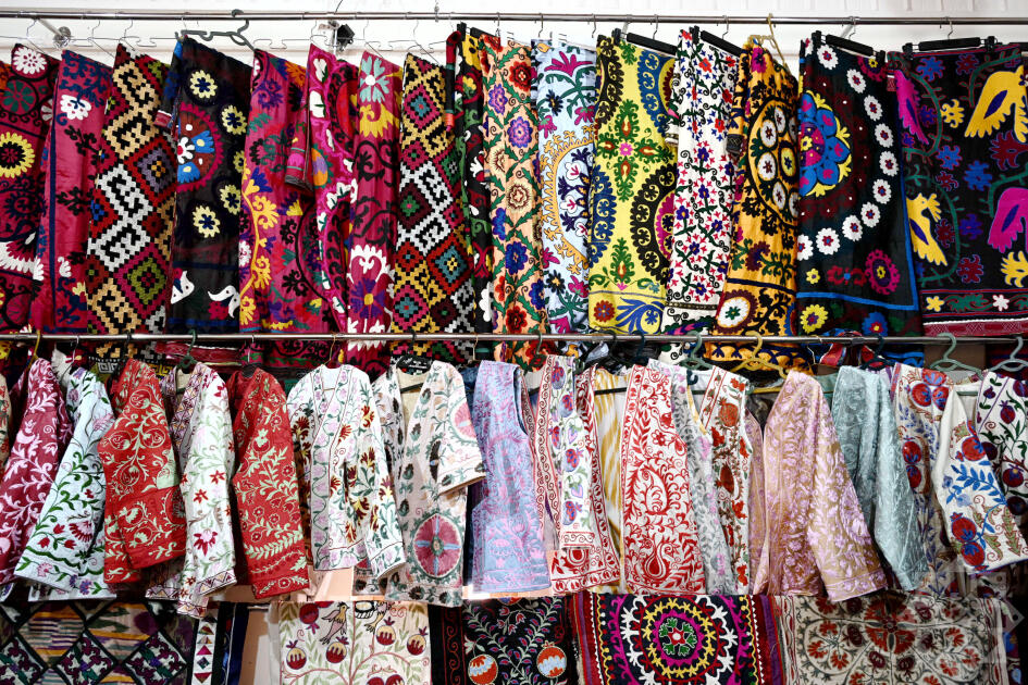 Азербайджанские журналисты ознакомились с туристическим центром Silk Road Samarkand