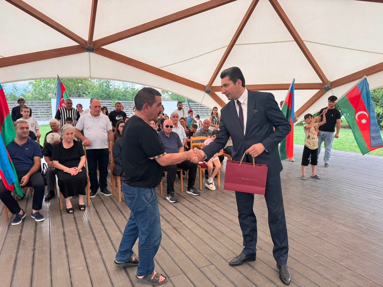 Xankəndi, Xocalı və Ağdərəyə köçürülən ailələrə evlərin açarları təqdim edilib