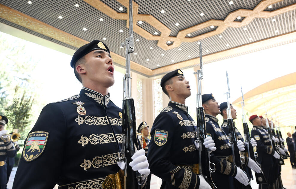 В Ташкенте состоялась церемония официальной встречи Президента Ильхама Алиева