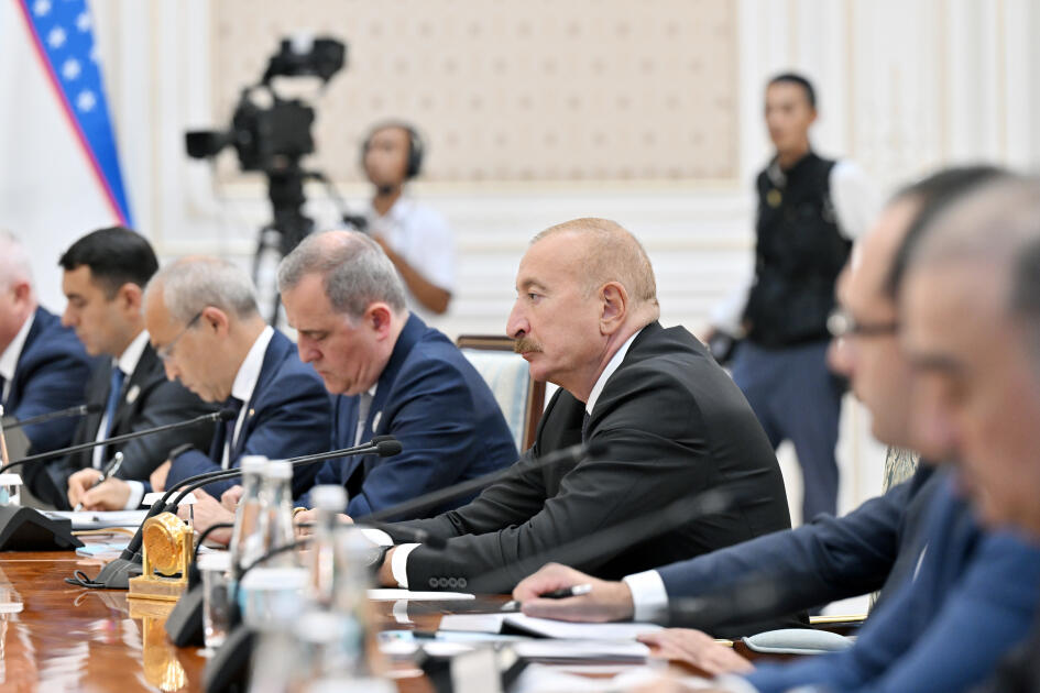 Президент Ильхам Алиев и Президент Шавкат Мирзиёев приняли участие в 3-ем заседании Высшего межгосударственного совета