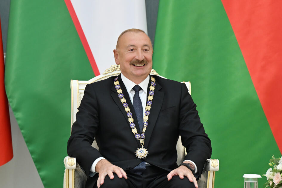 В Ташкенте состоялась церемония награждения Президента Ильхама Алиева и Президента Шавката Мирзиёева