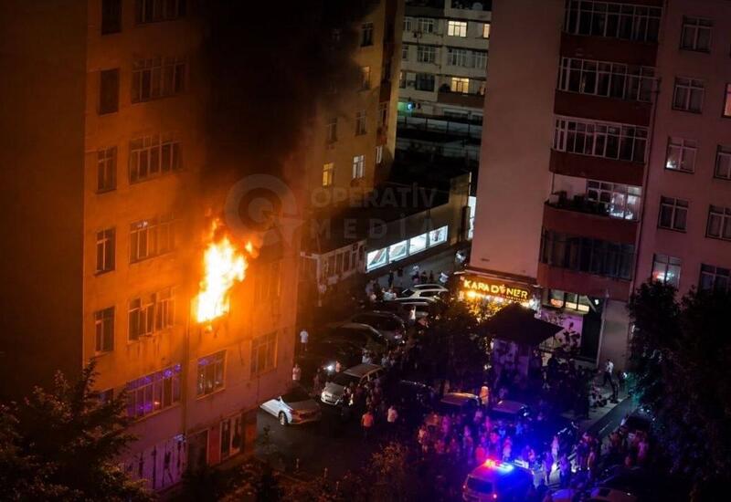Пожар вспыхнул в жилом здании в Баку