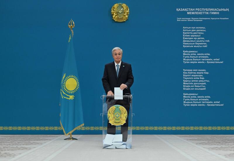 Президент Казахстана проголосовал на выборах депутатов Курултая