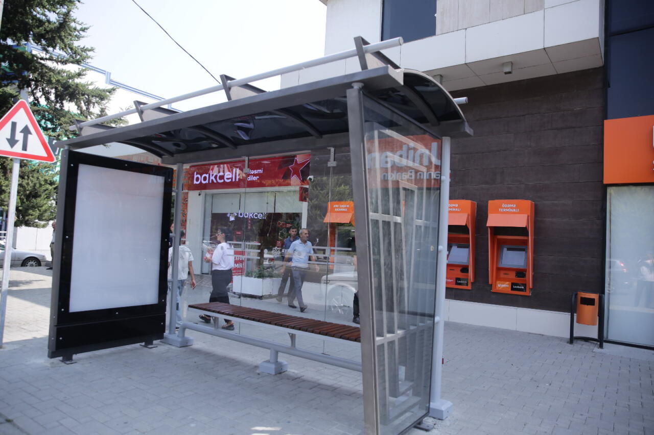 Xaçmaz rayonunda yeni avtobus dayanacaqları quraşdırılır