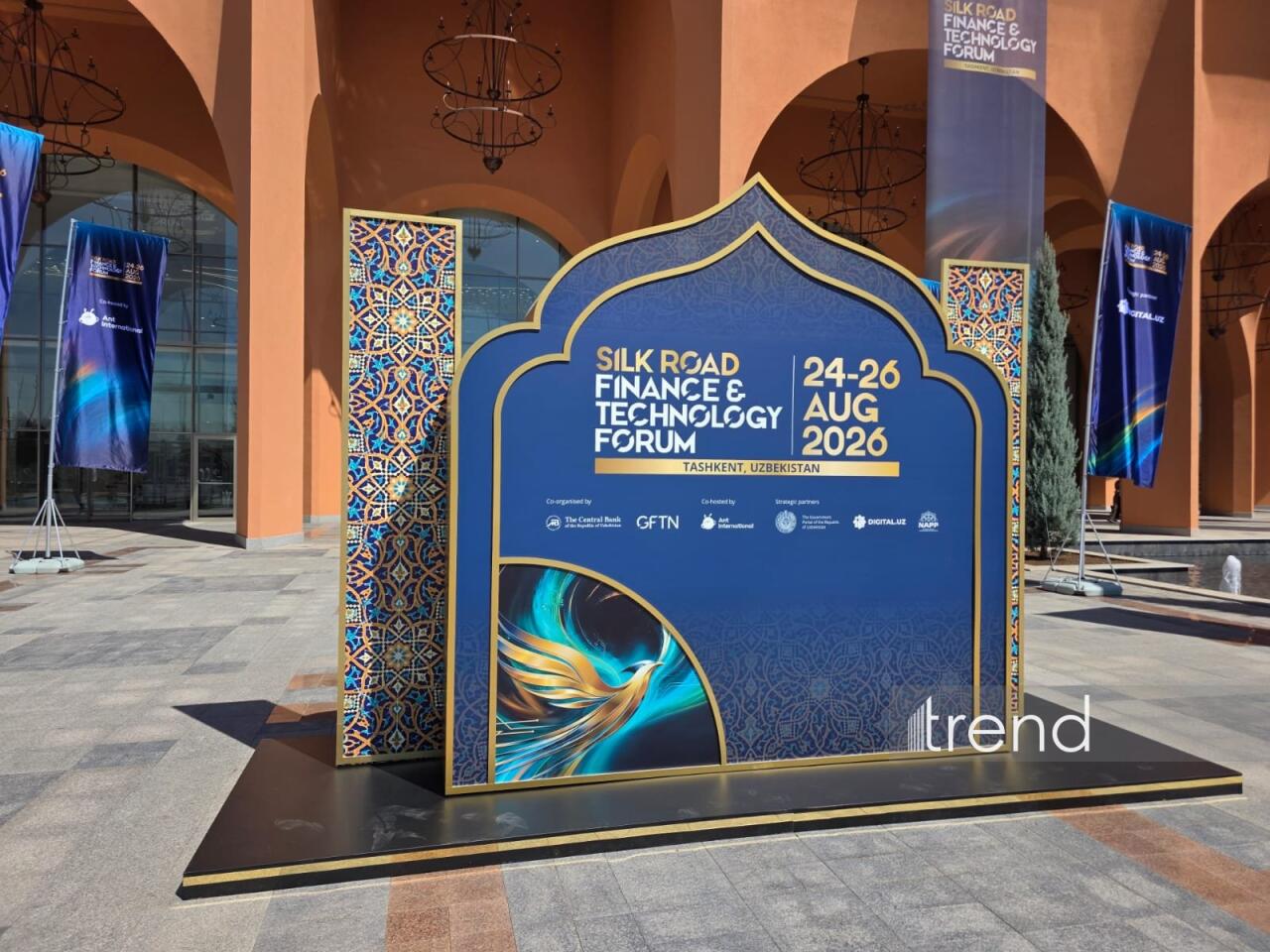 В Ташкенте стартовал второй день Silk Road Finance & Technology Forum
