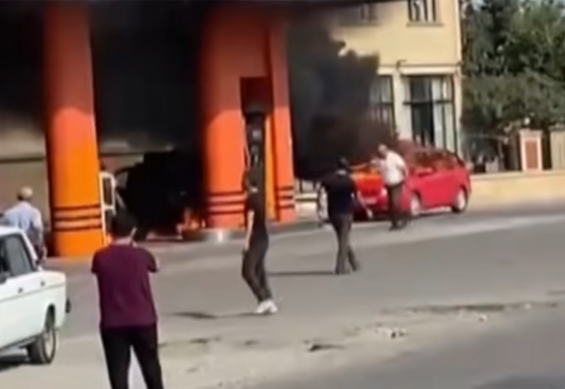 В Азербайджане очевидец предотвратил возможный взрыв на АЗС