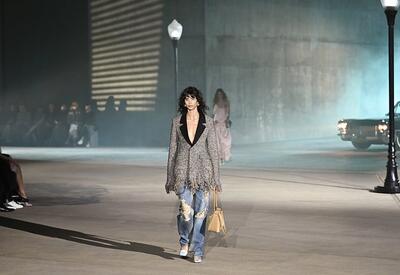 Vogue перечислил самые модные джинсы