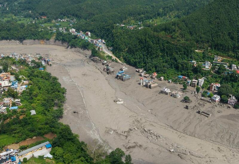 Nepalın fəlakət bölgəsində çayların səviyyəsi qalxıb
