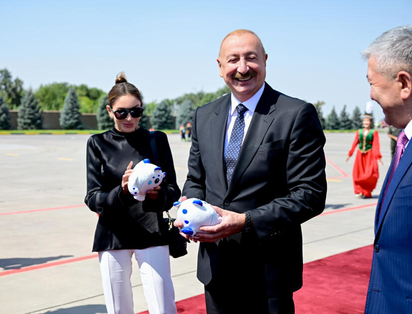 Prezident İlham Əliyev Qırğızıstana işgüzar səfərə gəlib