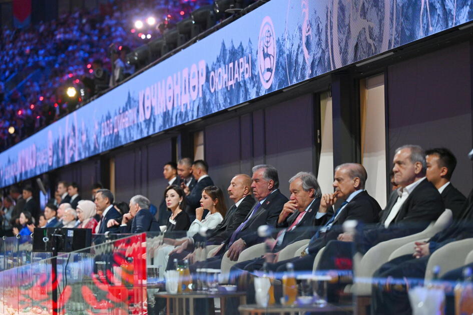 Prezident İlham Əliyev və Birinci xanım Mehriban Əliyeva Bişkekdə 6-cı Dünya Köçəri Oyunlarının açılış mərasimində iştirak ediblər