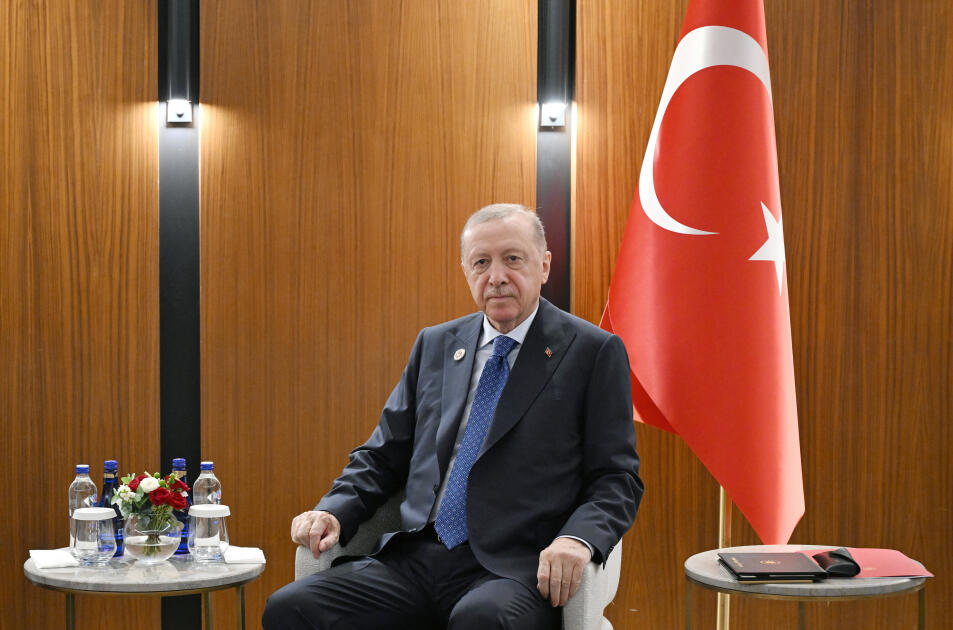 Prezident İlham Əliyevin Bişkekdə Rəcəb Tayyib Ərdoğanla görüşü olub
