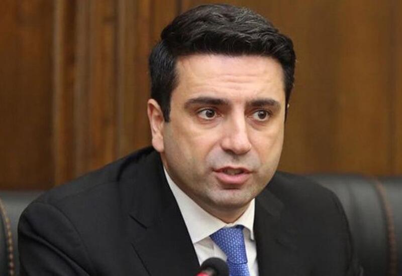 Секретарь Совбеза Армении может приехать в Баку