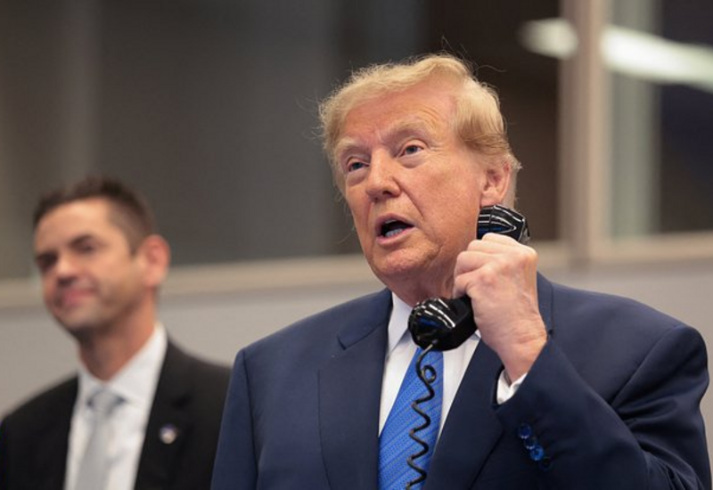 Трамп планирует позвонить Путину и Зеленскому